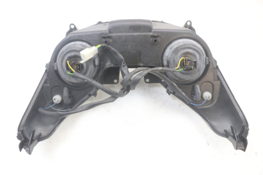 photo de FANALE ANTERIORE YAMAHA XMAX X-MAX 125 (2006 - 2009) - Altra vista dell'articolo