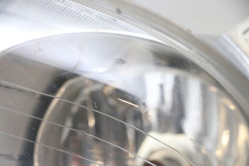 photo de FANALE ANTERIORE YAMAHA X-MAX XMAX 125 (2010 - 2013) - Zoom sullo stato d'uso