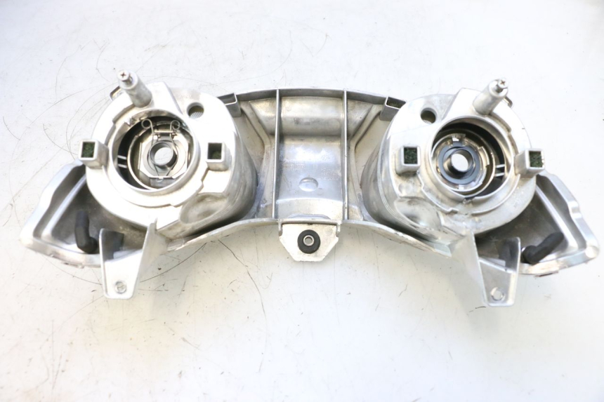 photo de FANALE ANTERIORE YAMAHA X-MAX XMAX 125 (2010 - 2013) - Vista d'insieme del prodotto