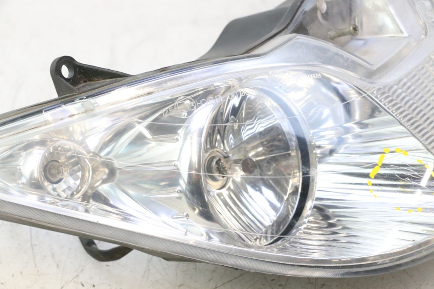 photo de FARO ANTERIORE PIAGGIO X8 STREET 125 (2006 - 2007) - Altra angolazione