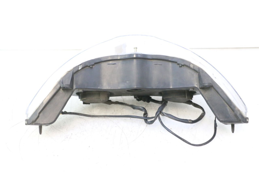 photo de FARO ANTERIORE PIAGGIO X8 STREET 125 (2006 - 2007) - Dettagli dei punti di fissaggio