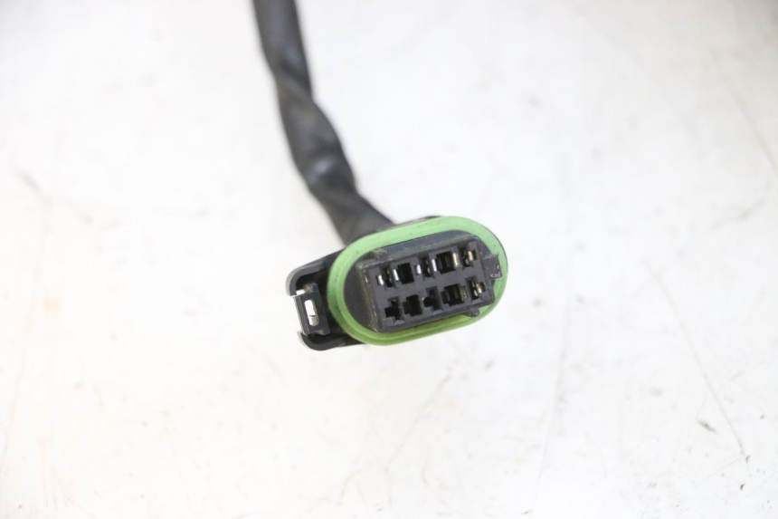 photo de FANALE ANTERIORE PIAGGIO X8 125 (2004 - 2007) - Dettagli dei punti di fissaggio