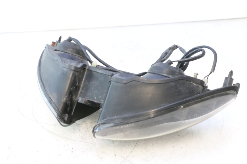 photo de FARO ANTERIORE PIAGGIO X9 AMALFI 180 (2000 - 2003) - Primo piano ad alta risoluzione
