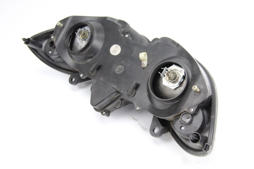 photo de FANALE ANTERIORE PIAGGIO X9 125 (2000 - 2003) - Primo piano tecnico