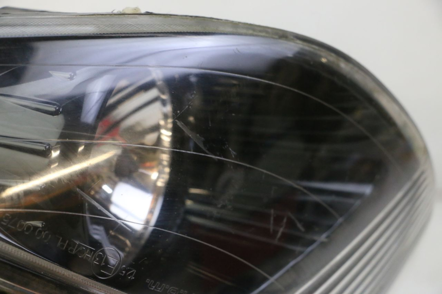 photo de FANALE ANTERIORE PIAGGIO XEVO - X EVO 125 (2007 - 2017) - Dettaglio del componente