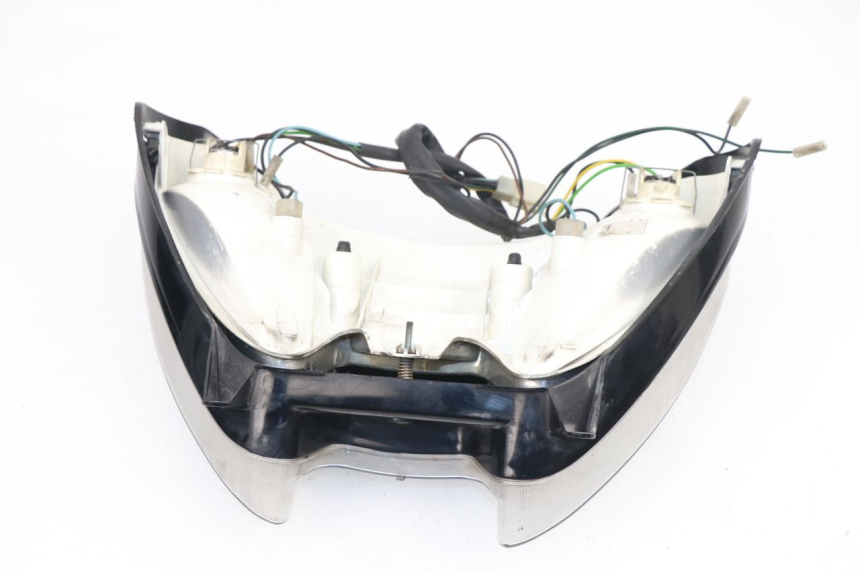 photo de FANALE ANTERIORE YAMAHA YP MAJESTY 125 (1998 - 2001) - Zoom sullo stato d'uso