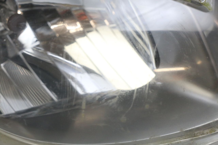 photo de FANALE ANTERIORE YAMAHA YP MAJESTY 400 (2004 - 2008) - Zoom sui componenti