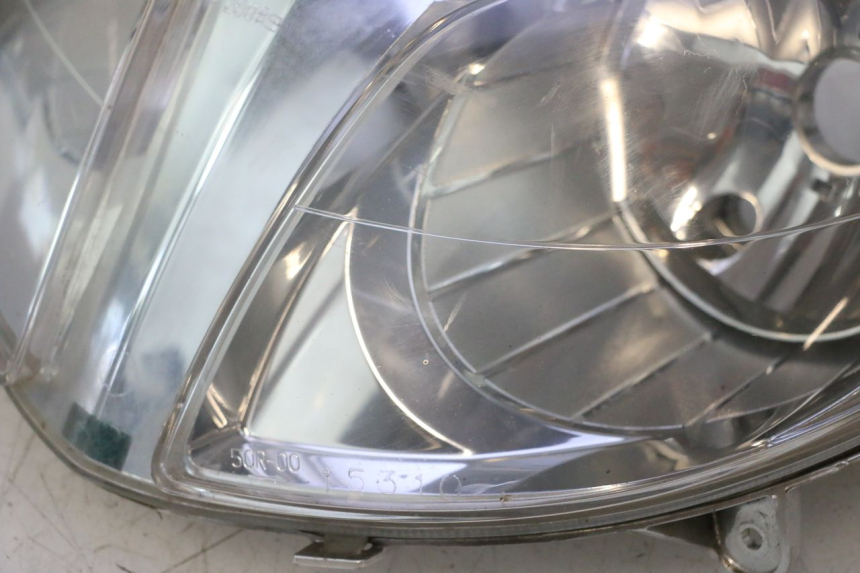 photo de FANALE ANTERIORE YAMAHA YP MAJESTY 125 (2007 - 2010) - Altra vista dell'articolo