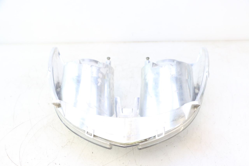 photo de FANALE ANTERIORE YAMAHA YP MAJESTY 125 (2007 - 2010) - Zoom sullo stato d'uso