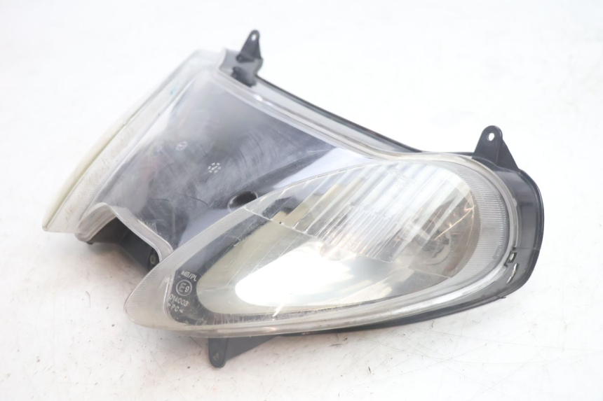 photo de FANALE ANTERIORE YAMAHA YP MAJESTY 125 (2002 - 2006) - Primo piano tecnico