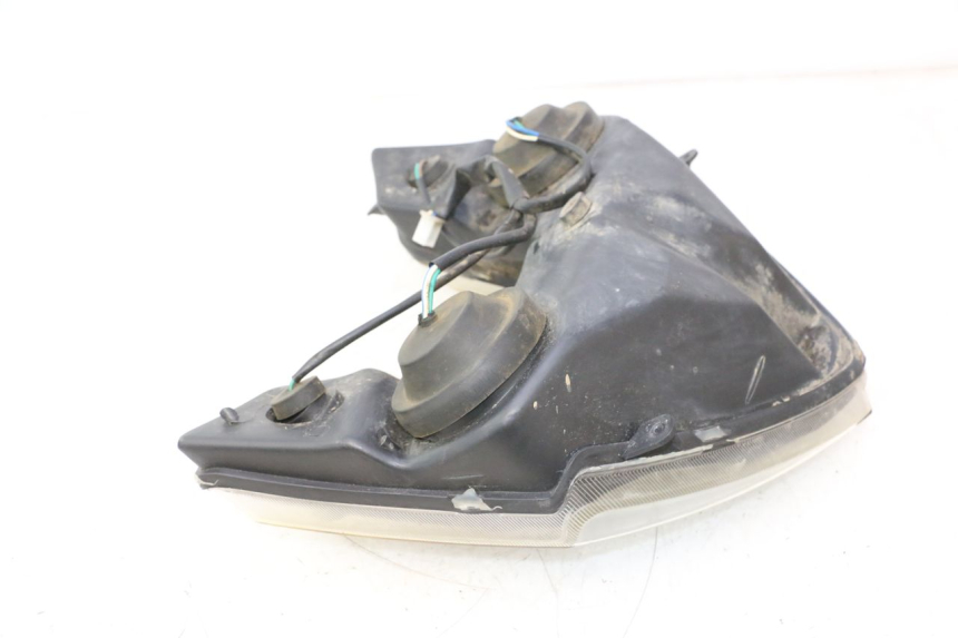 photo de FARO ANTERIORE YIYING YY50QT-6 50 - Primo piano tecnico