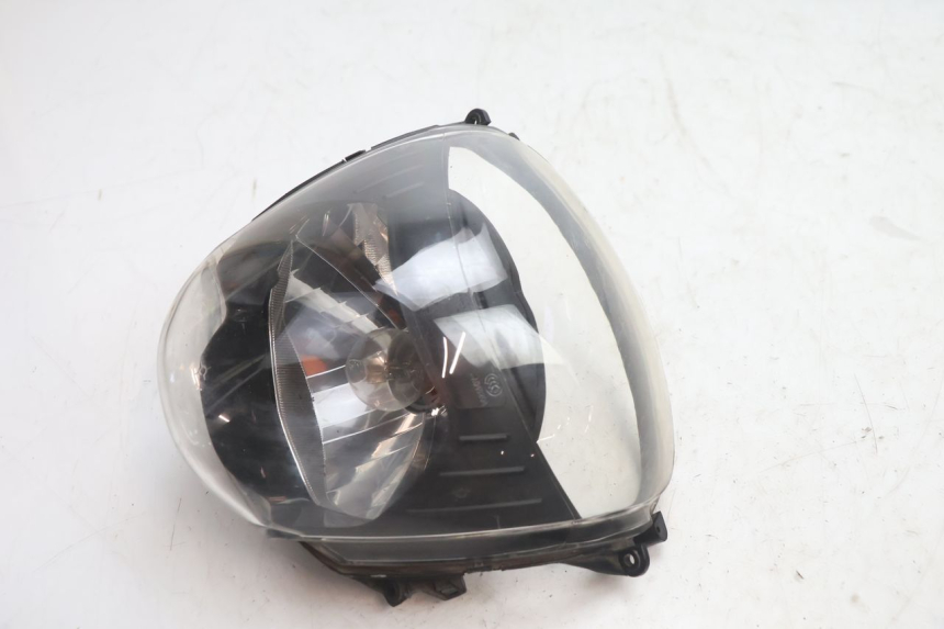 photo de FANALE ANTERIORE PIAGGIO ZIP 2T 50 (2009 - 2019) - Vista principale