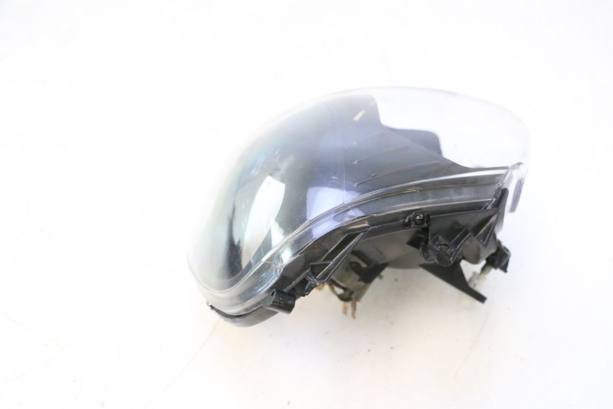 photo de FANALE ANTERIORE PIAGGIO ZIP 2T 50 (2009 - 2019) - Primo piano ad alta risoluzione