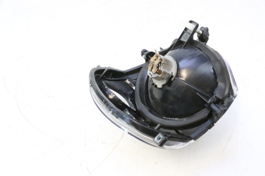 photo de FANALE ANTERIORE PIAGGIO ZIP 2T 50 (2009 - 2019) - Dettagli dei punti di fissaggio