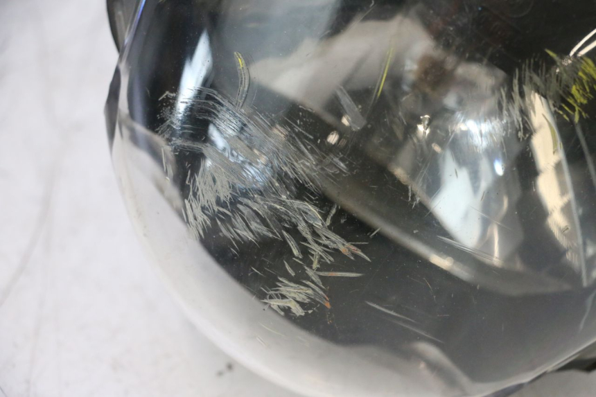 photo de FANALE ANTERIORE PIAGGIO ZIP 4T 50 (2018 - 2020) - Dettaglio del componente
