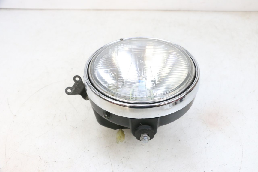 photo de FARO ANTERIORE KAWASAKI ZR 7 750 (1999 - 2004) - Zoom sullo stato d'uso
