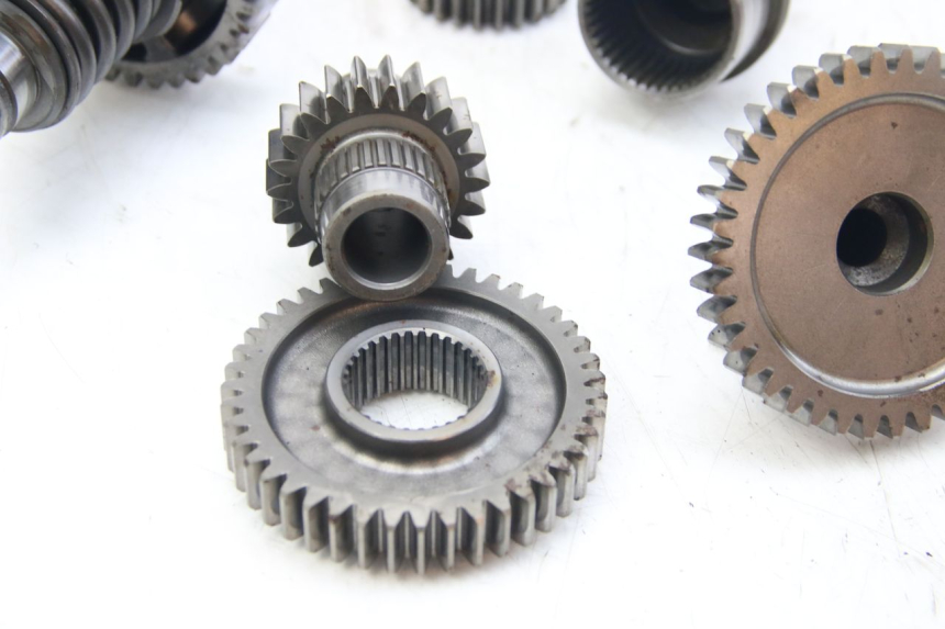 photo de PIGNONE TRASMISSIONE SUZUKI BURGMAN 650 (2002 - 2004) - Dettaglio del componente