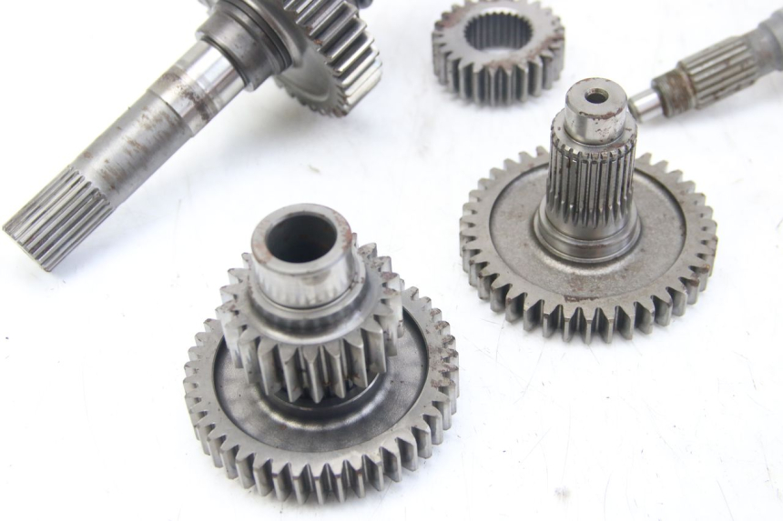 photo de PIGNONE TRASMISSIONE SUZUKI BURGMAN 650 (2002 - 2004) - Dettagli dei punti di fissaggio