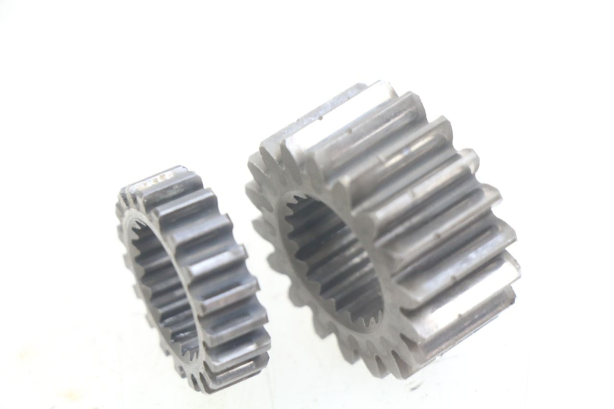 photo de PIGNONE TRASMISSIONE HONDA CM 125 (1983 - 2003) - Dettaglio del componente