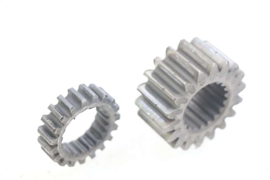 photo de PIGNONE TRASMISSIONE HONDA CM 125 (1983 - 2003) - Zoom sullo stato d'uso