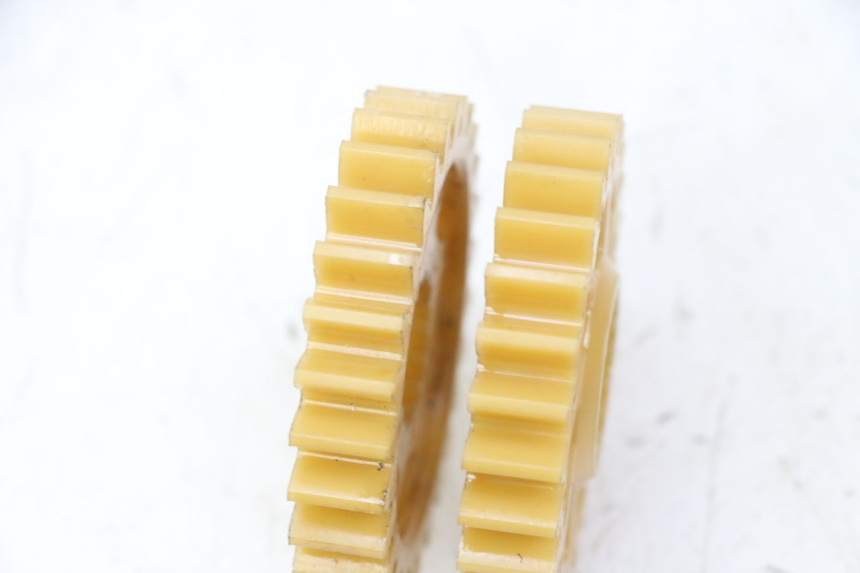 photo de INGRANAGGIO TRASMISSIONE APRILIA ETX 125 (1998 - 2002) - Zoom sullo stato d'uso