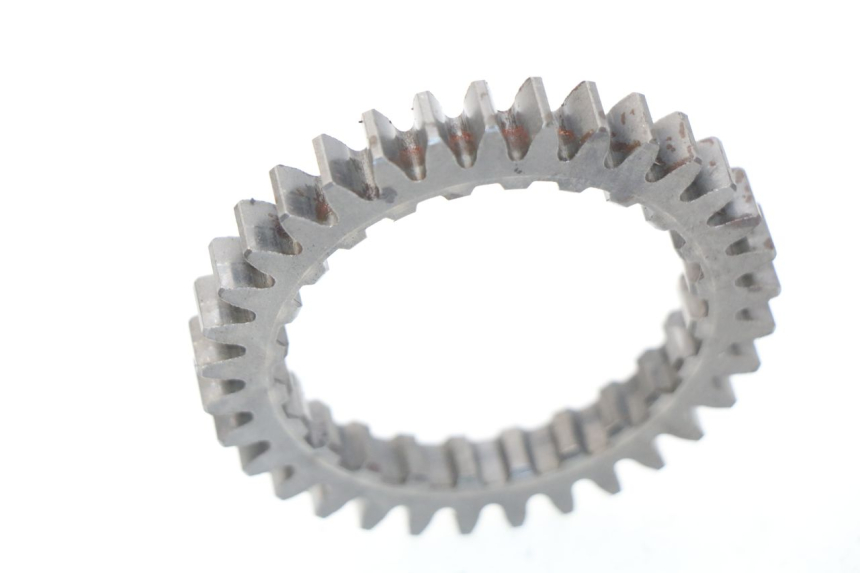 photo de Pignone di trasmissione SUZUKI GSX-R GSXR 600 (2001 - 2003) - Dettaglio del componente