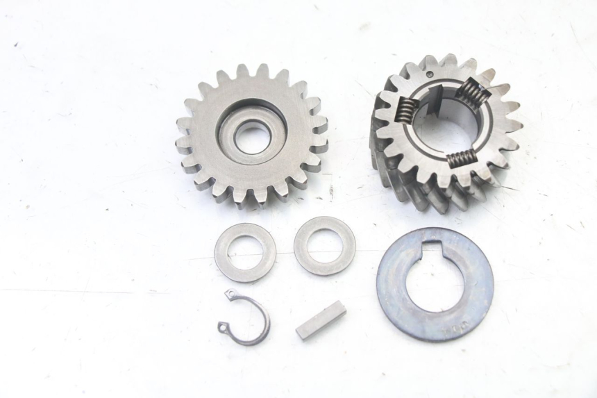 photo de INGRANAGGIO TRASMISSIONE HYOSUNG GTR 125 (2006 - 2008) - Vista principale