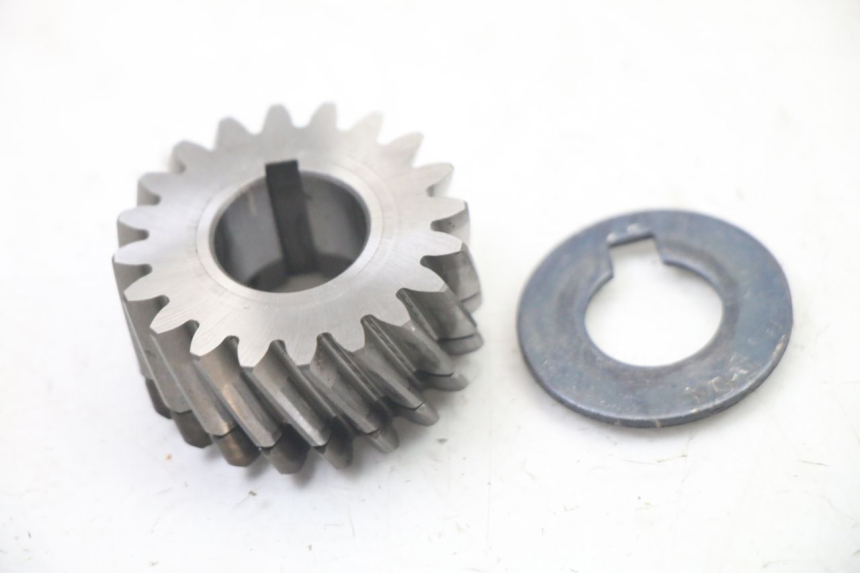 photo de INGRANAGGIO TRASMISSIONE HYOSUNG GTR 125 (2006 - 2008) - Altra angolazione