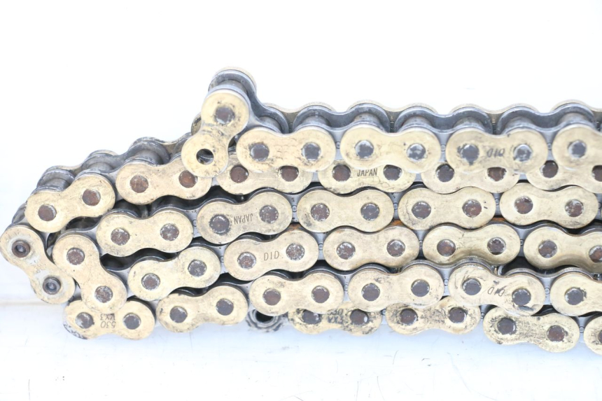 photo de PIGNONE YAMAHA FZ1 FAZER 1000 (2007 - 2009) - Dettagli dei punti di fissaggio