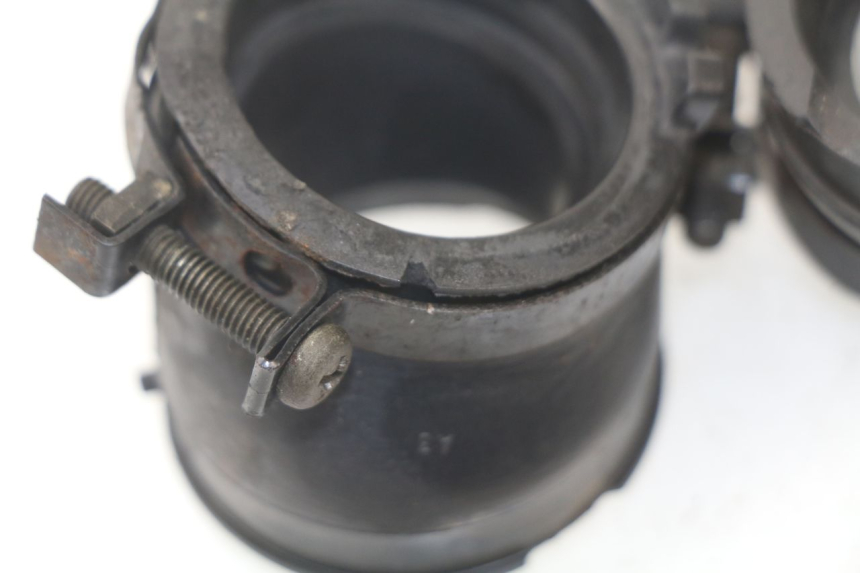 photo de COLLETTORE DI ASPIRAZIONE HONDA CBF 500 (2004 - 2007) - Dettaglio del componente