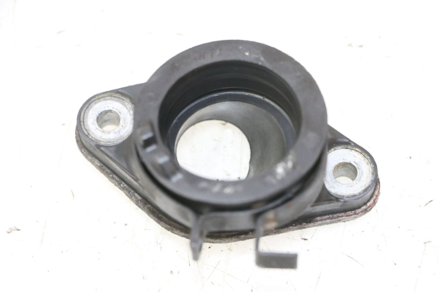 photo de COLLETTORE ASPIRAZIONE HONDA CBF 125 (2009 - 2015) - Dettaglio del componente