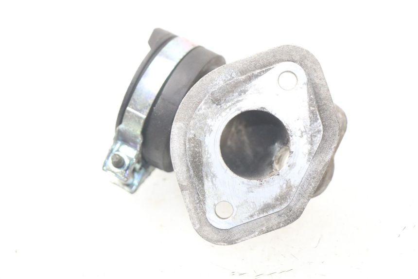 photo de TUBO DI ASPIRAZIONE YAMAHA CYGNUS X INJECTION 125 (2007 - 2013) - Dettaglio del componente