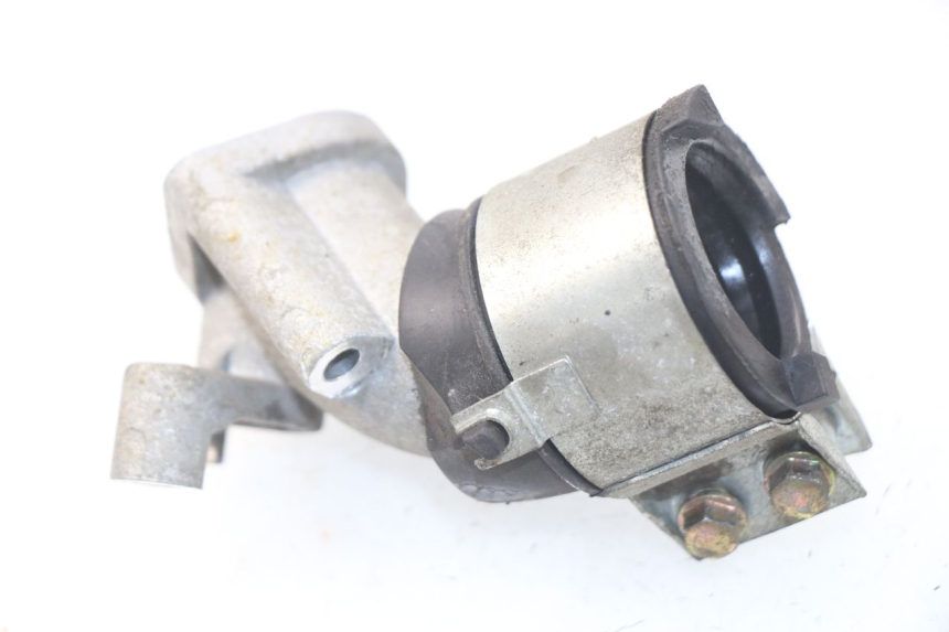 photo de COLLETTORE DI ASPIRAZIONE KYMCO DINK STREET 125 (2009 - 2014) - Primo piano tecnico