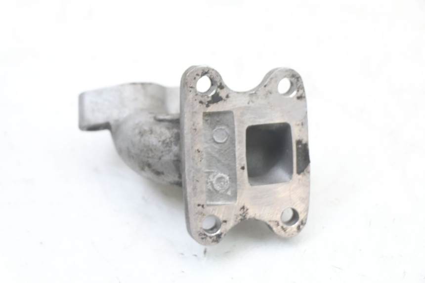 photo de COLLETTORE ASPIRAZIONE PEUGEOT ELYSTAR 50 (2002 - 2014) - Altra angolazione