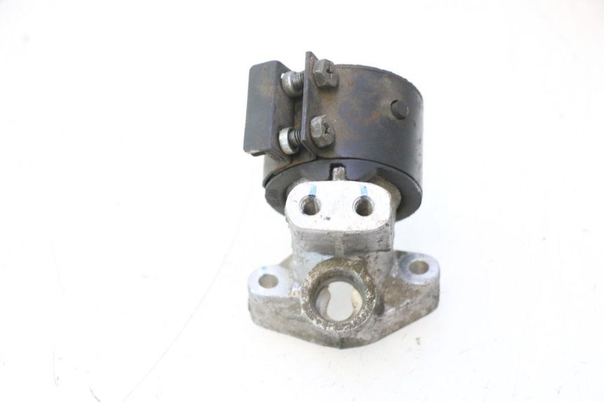 photo de COLLETTORE DI ASPIRAZIONE HONDA FES PANTHEON 125 (2003 - 2007) - Zoom sullo stato d'uso