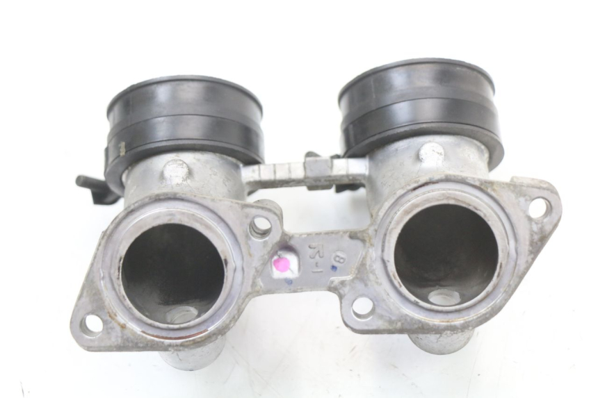 photo de COLLETTORE ASPIRAZIONE HONDA FJS SILVER WING SILVERWING 400 (2005 - 2008) - Vista d'insieme del prodotto