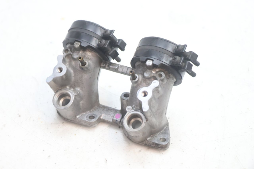 photo de COLLETTORE ASPIRAZIONE HONDA FJS SILVER WING SILVERWING 400 (2005 - 2008) - Vista principale