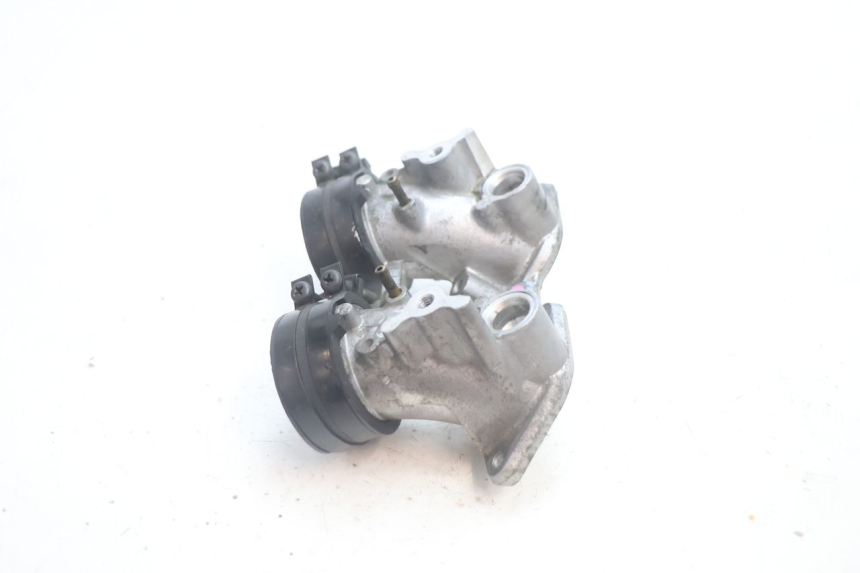 photo de COLLETTORE ASPIRAZIONE HONDA FJS SILVER WING SILVERWING 400 (2005 - 2008) - Zoom sullo stato d'uso