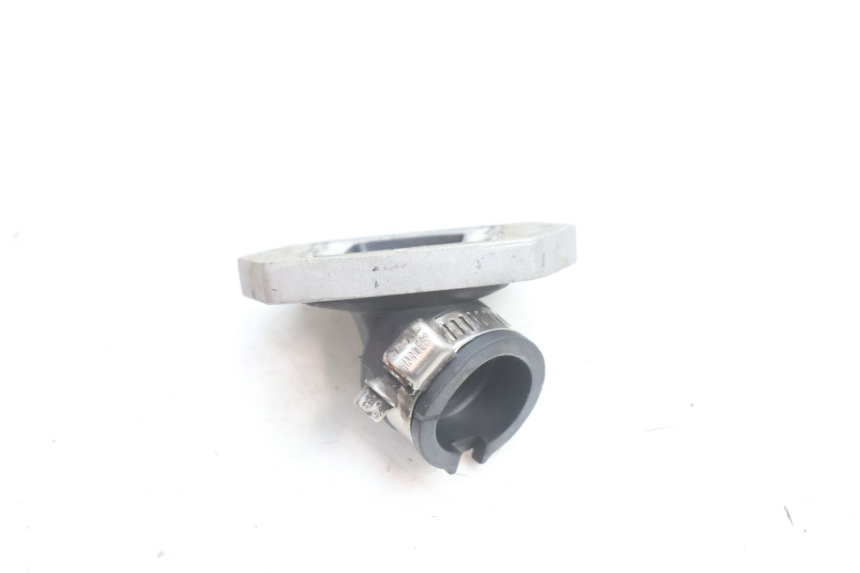 photo de COLLETTORE DI ASPIRAZIONE PIAGGIO FLY 2T 50 (2004 - 2017) - Altra angolazione