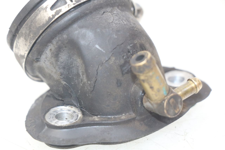 photo de COLLETTORE ASPIRAZIONE PIAGGIO FLY 125 (2005 - 2012) - Zoom sullo stato d'uso