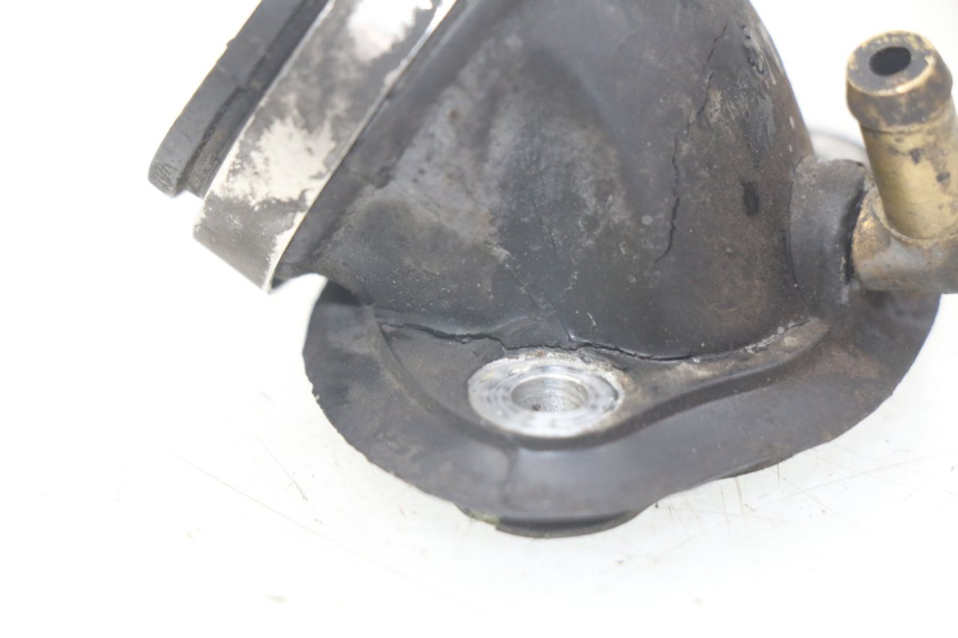 photo de COLLETTORE ASPIRAZIONE PIAGGIO FLY 125 (2005 - 2012) - Altra angolazione