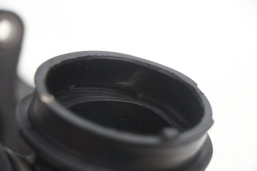 photo de COLLETTORE DI ASPIRAZIONE GILERA GP 800 (2007 - 2013) - Ricambio usato controllato