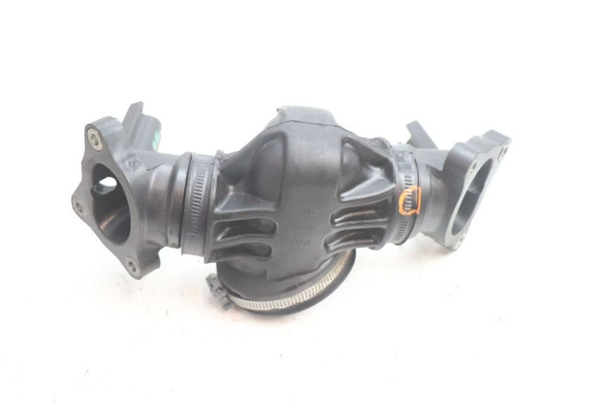 photo de COLLETTORE DI ASPIRAZIONE GILERA GP 800 (2007 - 2013) - Marcature e riferimenti originali