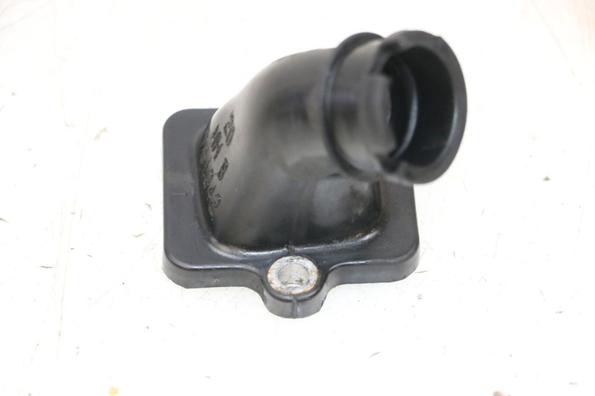 photo de COLLETTORE DI ASPIRAZIONE PEUGEOT KISBEE 2T 50 (2010 - 2017) - Altra angolazione