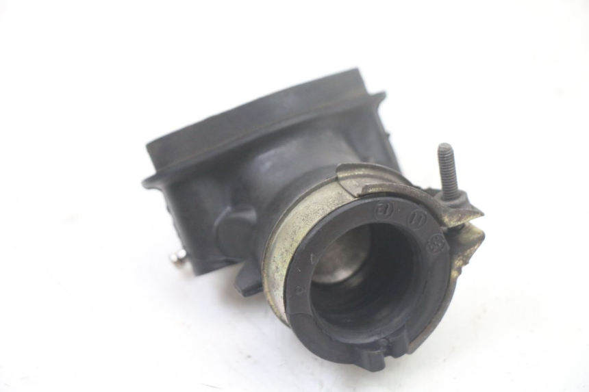 photo de TUBO DI ASPIRAZIONE KYMCO AGILITY 4T 50 (2018 - 2022) - Altra angolazione