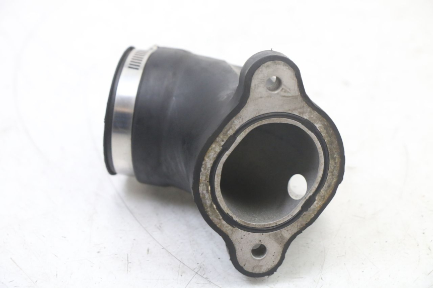 photo de COLLETTORE ASPIRAZIONE KYMCO XCITING 500 (2007 - 2010) - Primo piano tecnico