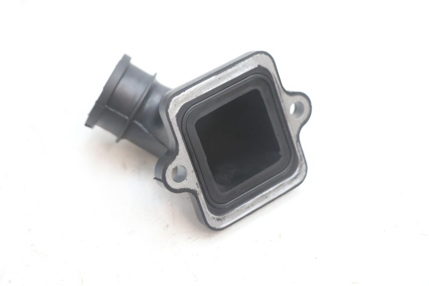 photo de COLLETTORE ASPIRAZIONE PEUGEOT LUDIX ONE 14P 50 (2004 - 2013) - Altra angolazione