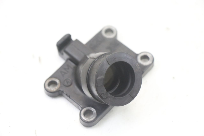 photo de COLLETTORE ASPIRAZIONE MBK X-LIMIT XLIMIT 50 (2007 - 2012) - Zoom sullo stato d'uso