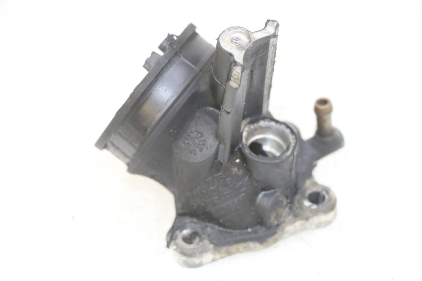 photo de COLLETTORE ASPIRAZIONE PIAGGIO MP3 LT 300 (2010 - 2016) - Stato della superficie e materiale