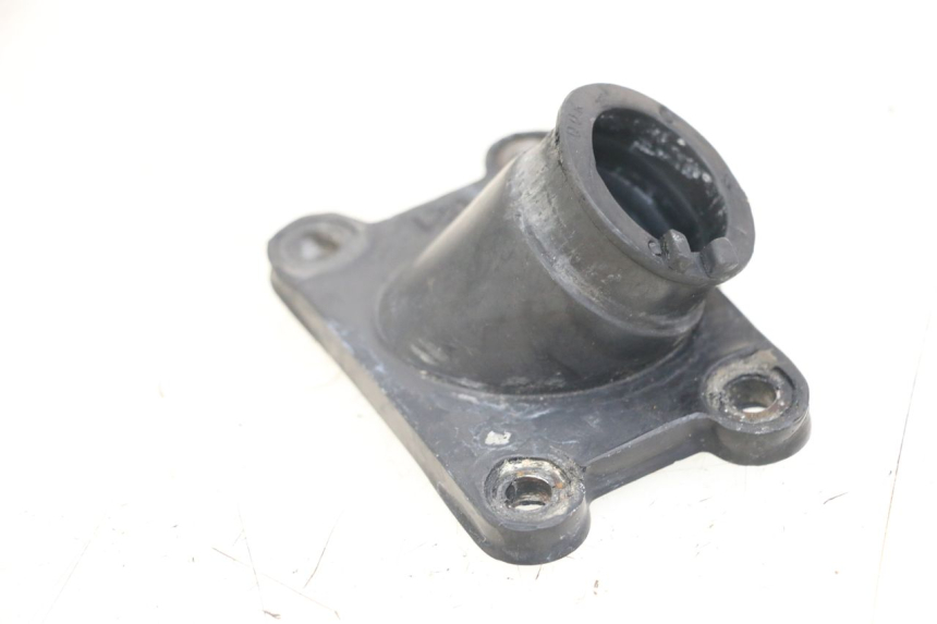 photo de TUBO DI ASPIRAZIONE RIEJU MRT 50 (2009 - 2017) - Altra angolazione